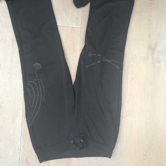 Adidas Original Track Suit - Picture 5 of 10